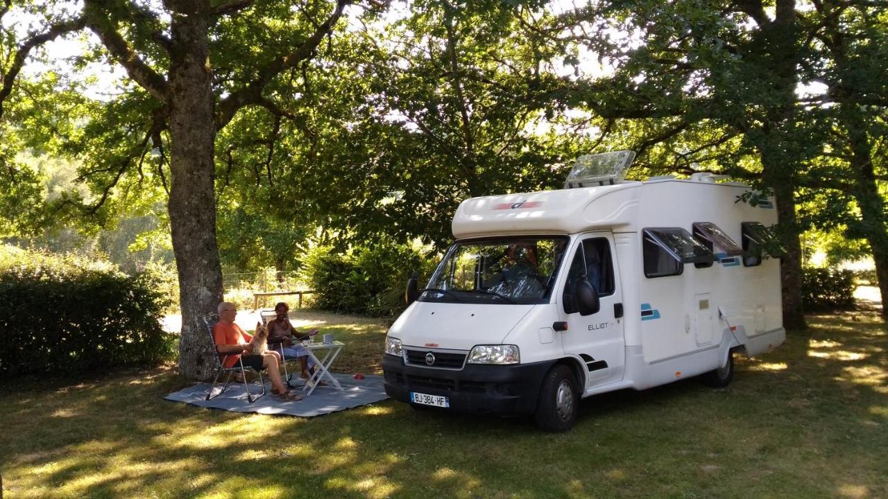 Camping De Ladignac Le Long Bel Air 외부 사진