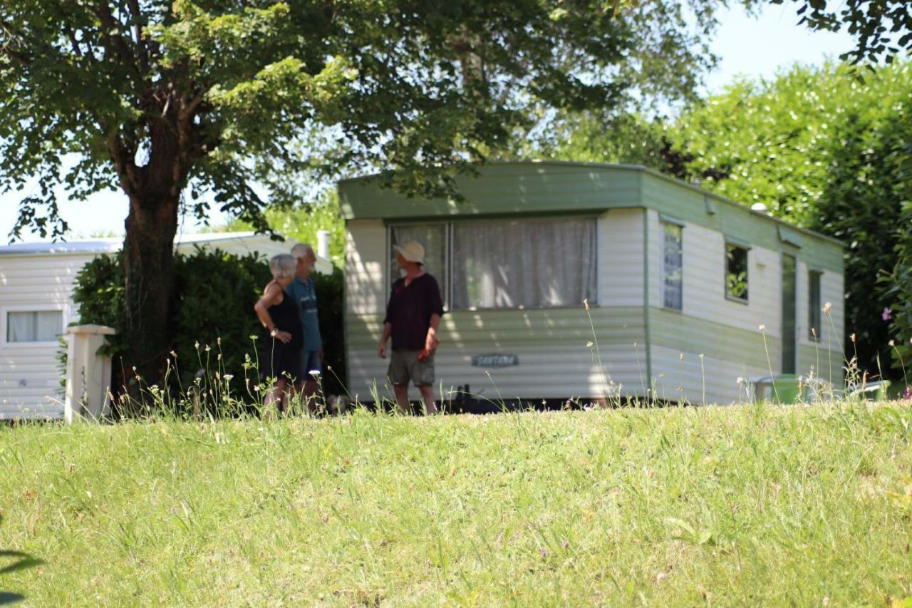 Camping De Ladignac Le Long Bel Air 외부 사진