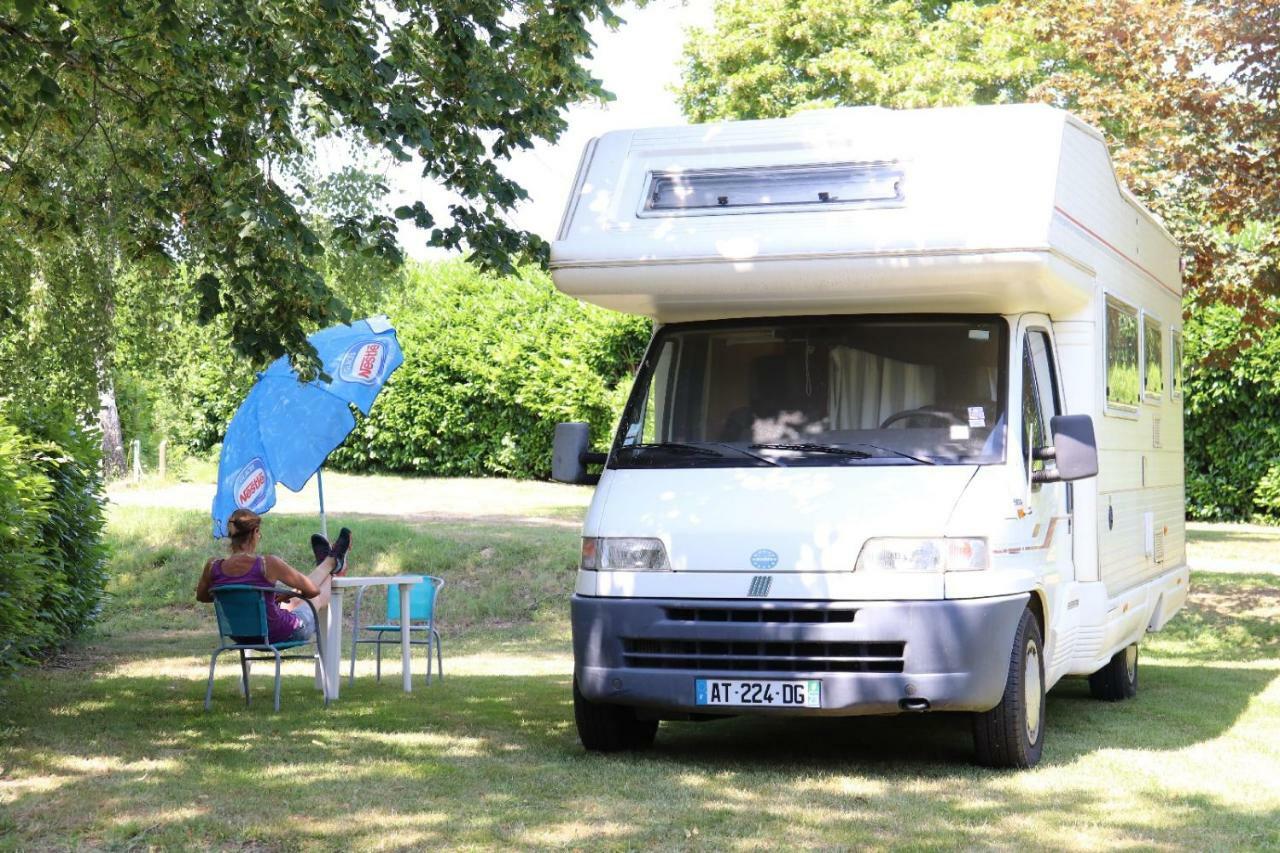 Camping De Ladignac Le Long Bel Air 외부 사진